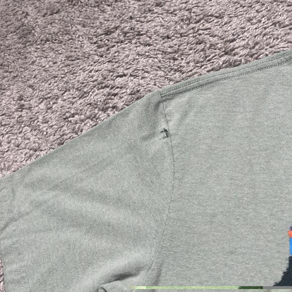 PATAGONIA Shirt Mens Small Green Graphic Bison Responsibili-Tee Hiking Outdoors - Picture 3 of 10